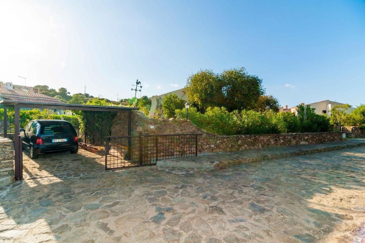 Villa Baia Tanaunella Esterno foto
